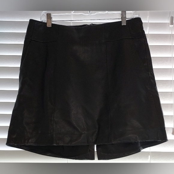 Theyskens' Theory Black Lined Calf Leather Skirt with Pockets NWOT - Picture 9 of 9